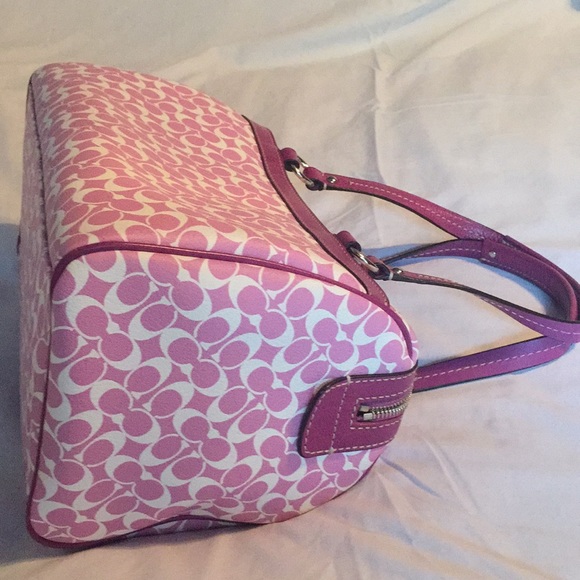 ❌SOLD 🍁💜Coach Chelsea Stripe Satchel💜 - Picture 4 of 8